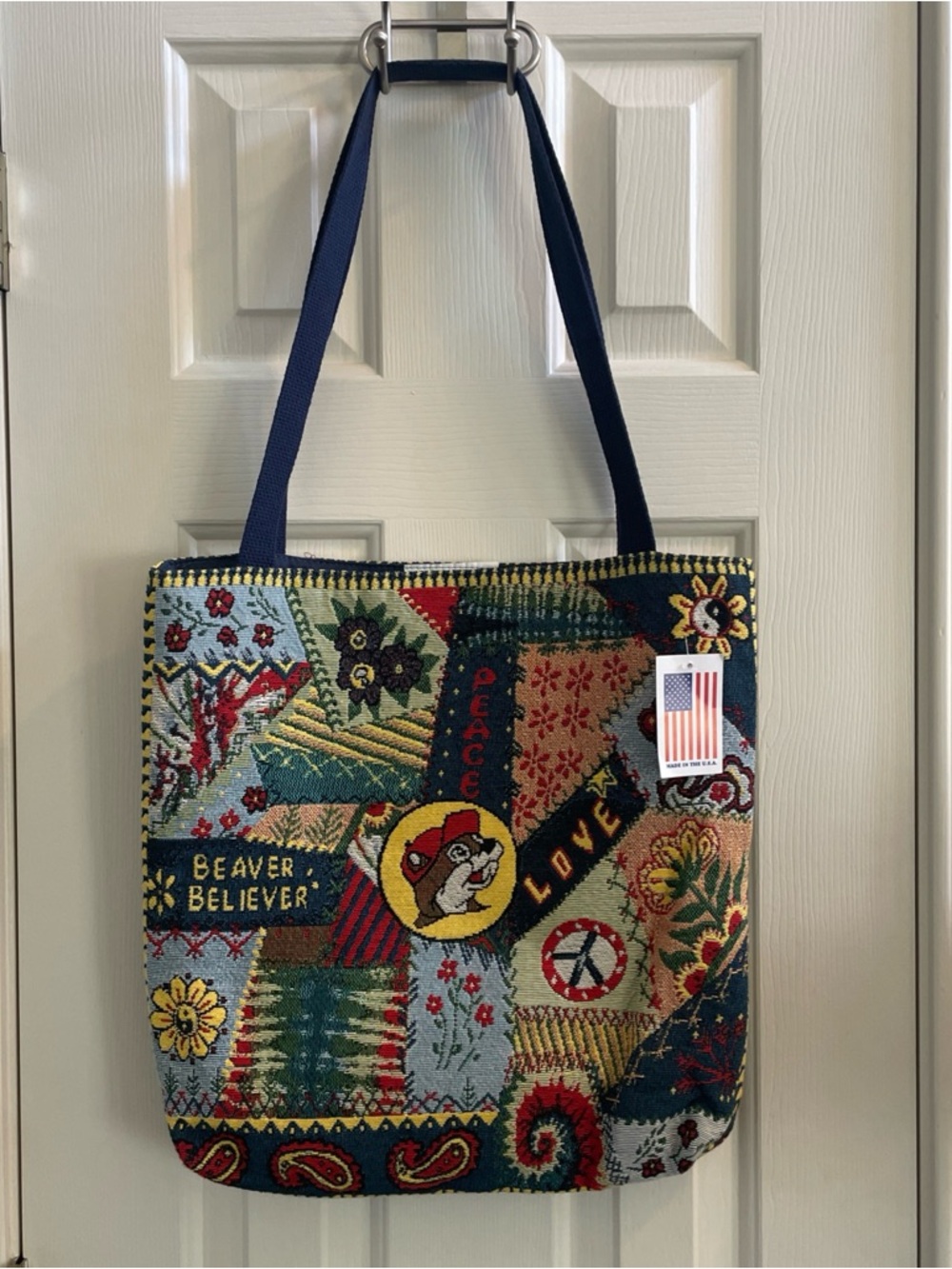 Buc-ee’s Tapestry Tote Bag with Navy Strap